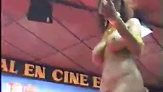 A jovem sente brasileirinhas videos de sexo a felicidade do sexo.