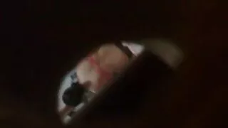 Ele lubrifica uma menina frágil com óleo filme pornô as brasileirinhas 2019 de massagem e fode com um grande galo.