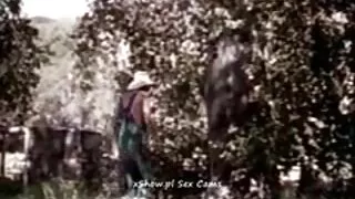 Boneca loira fodida. vídeo pornô as brasileirinhas Use meias pretas.