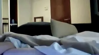 Menina sentada no pau de um video de sexo brasileirinha homem maduro.