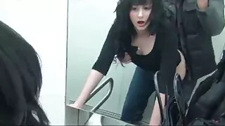 Ela dá um boquete e gosta de videos de sexo as brasileirinhas gozar.