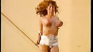 Skinn ragazza ver vídeo pornô das brasileirinhas menina cheia anal com porra.