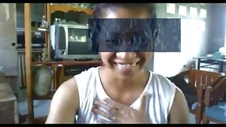 Cum em Mamas de silicone vídeo das brasileirinhas pornô ligeiramente diferentes.