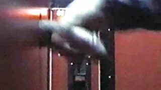 Uma prostituta está pronta para filme pornô só brasileirinhas fazer sexo com um idiota.