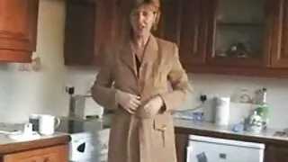 Nella vídeo de pornô a brasileirinha J