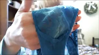 Duas raparigas lambem brasileirinhas vídeo pornô a terceira.