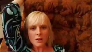 Fodendo no chuveiro, loira quero ver vídeo pornô da brasileirinha chupa perfeitamente.