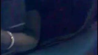Ela abre as pernas na frente de seu amante. os melhores vídeos pornô brasileirinhas
