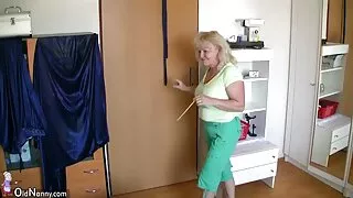 Puta brasileirinhas videos porn recebe Dupla penetração.