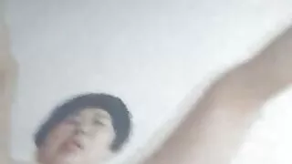 Ébano menina prazer branco vídeo pornô da brasileirinha e usa vibrador.
